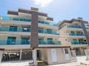 2-bed Apt w/ BBQ - Downtown Bombinhas Caa103