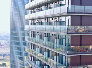 Brand-New, Close to Centre, Rooftop-Summer-Pool