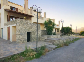 Nisi Apartments