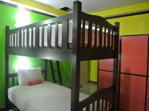 Silla Patong Hostel