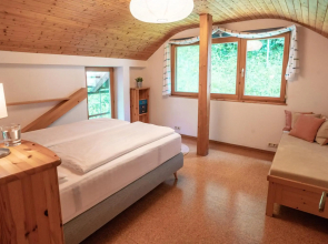 Lakeview Apartments