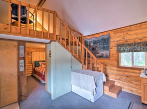 Soldotna Cabin w/ Essentials- 4 Mi to Fishing