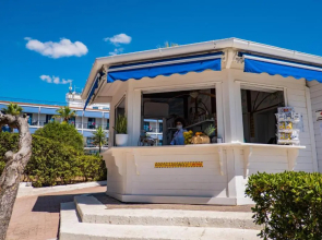 Ticho's Greenblu Hotel
