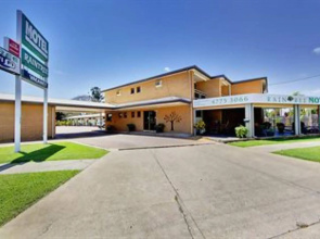 Raintree Motel
