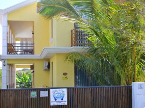 Apartment With one Bedroom in Pereybere, With Pool Access, Terrace and