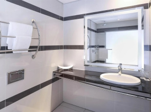 Garden Court Victoria Junction