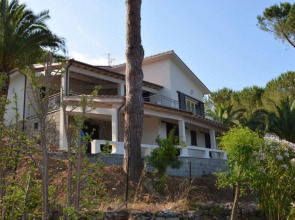 Four rooms with two bathrooms, 6 + 1ps. 450 mt. sea. Fantastic view.-RINA V.