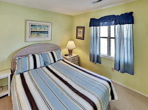 Guest Cottage 14 2 Bedroom Condo