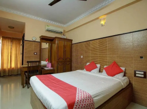 Sama Deluxe By OYO Rooms