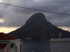 Apartment - Sleeps 5 - Parking - Private Terrace