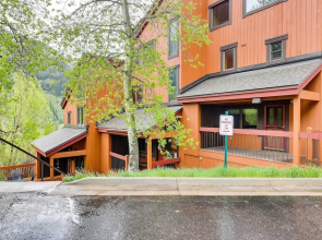 Elegant Vail Home - Walk to Booth Falls Trail
