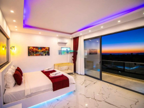 Villa With Jacuzzi Hammam Sauna and Pool in Kas