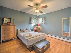 Albany Home w/ Fenced Yard & Patio - Pets Welcome!