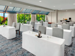Courtyard by Marriott Boston-Cambridge