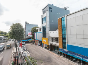 OYO 386 Hey Hotel