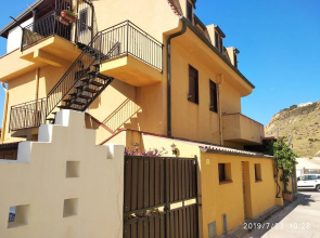 Apartment With 4 Bedrooms in Lido Rossello, With Wonderful sea View, Enclosed Garden and Wifi