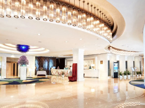 Huachen International Hotel