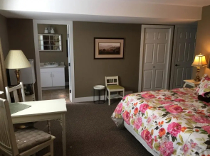 Yellow Rose Bed & Breakfast