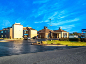 Clarion Pointe Harrisonburg