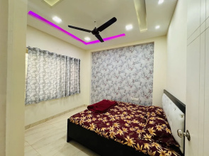 Home Escape 1bhk near Bombay Hospital