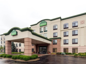 Holiday Inn Express & Suites Indianapolis Northwest by IHG