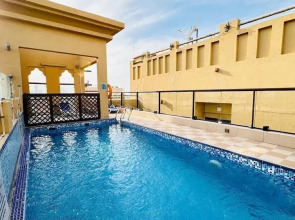 Отель Reflections Hotel