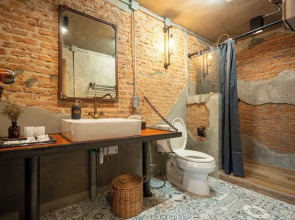 House of Machine Boutique Hotel