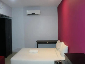 SPOT ON 90138 Hotel Elwarda Klcity