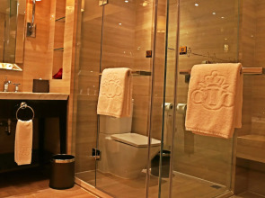 Royal International Hotel