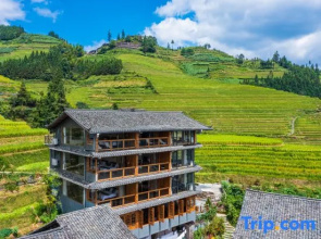 Longji West Window Moon Homestay (Jiulong Wuhu Observation Deck)