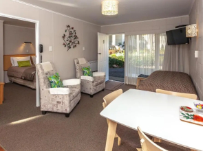 Brookby Motel