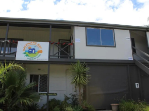 Batemans Bay Holiday Park - Hostel