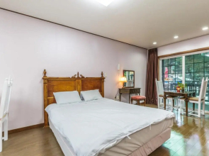 Mayfair Rigel Pension