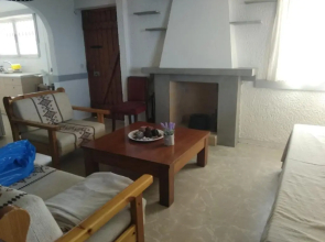 Traditional House with seaview