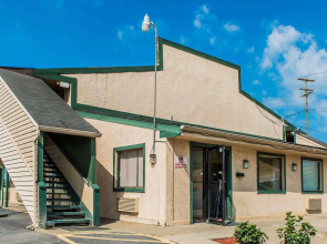 Econo Lodge Waynesburg