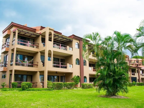 Elegant 3BR Beachfront Condo with Spacious Interior, Ocean-View Terrace & Direct Access to Playa Flamingo