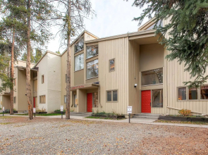 Christiana Townhomes by Ski Country Resorts