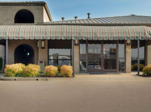 Quality Inn Columbus, MS