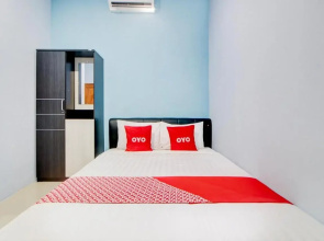 Hotel O Alun-Alun Purwokerto Near Gor Satria Purwokerto Formerly Guest House Blessing