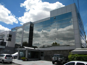 Balmoral Apartamentos  Suites
