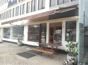 Hotel Janaki
