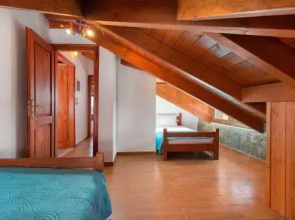Holiday home 5 bedrooms 2 bathrooms - Gennadi