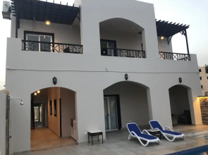 Royal Home Villa Apartment