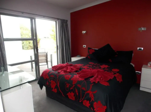 De Vine Martinborough 14 Cologne St