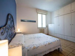 Lakeside apartment with balcony and lake view Gravedona - Larihome A23