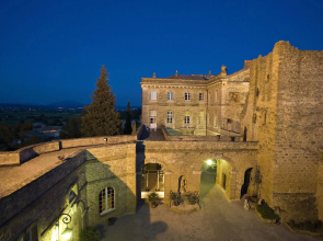 Chateau De Rochegude