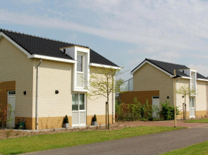 Spacious house with roof terrace on a holiday home in Limburg