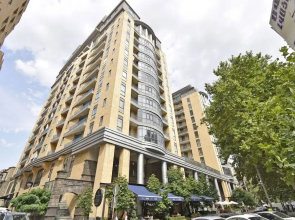 Apartments by Luxe Group DI64