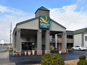 Quality Inn Calhoun