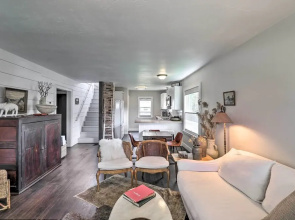 Luxe Glacier Getaway: Walk to Downtown Kalispell!